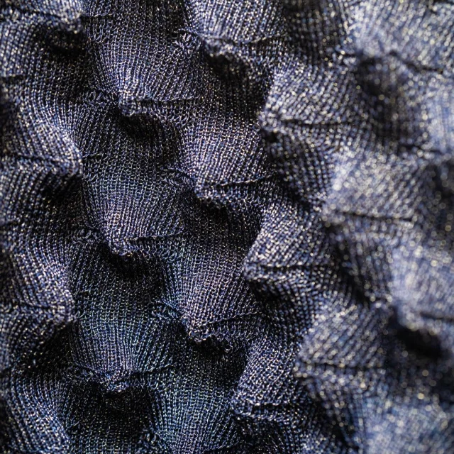 VALIANT Nm1/42
71% Cupro, 29% Polyester 
The features of Cupro are its beautiful drape, softness, and refined sheen.

#kyototex #kyototexyarn #metallicyarn #metallicthread #metallic #glitter #shiny #japanyarn #金銀糸 #ラメ糸 #ラメニット#knittingyarn #knittingyarns #knittingthread #pittifilati #編地 #ニット #糸 #knitswatch #knitswathes #knitswatchdesign #knittingpatterns
#lamèyarns #styleinspo #lookgoodfeelgood #filati #filatikyototex #lamé #cupro